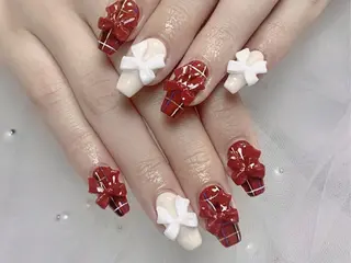 ネイル Rainrain💧 パーツ豊富、やり放題のネイルデザイン