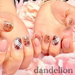 ネイル dandelion ダンデライオンのネイルデザイン