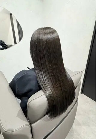 ロング カラー Salon de Qualia(サロンドクオリア)所属・杉下　涼/ハイトーン /髪質改善/パーマのヘアスタイル