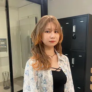 セミロング カラー A/LEE所属・久保田 千尋のヘアスタイル