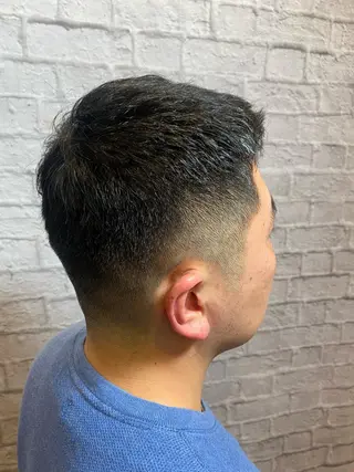 ショート 銀座マツナガ新宿野村ビル店所属・メンズカットなら 桃井大輔のヘアスタイル