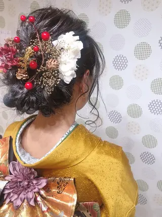 カラー ヘアアレンジ 野咲き 美容室のマツエク・マツパデザイン