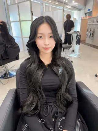 ロング MAHO/透明感カラ ー/髪質改善🍒のヘアスタイル