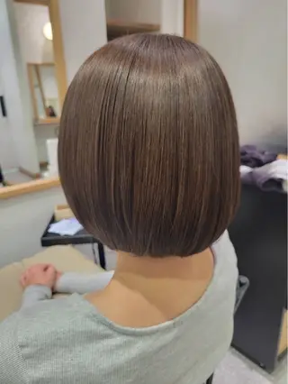 ショート やなぎさわ はるなのヘアスタイル