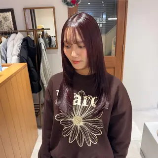 ロング カラー ヘアアレンジ 山口 摩七斗のヘアスタイル