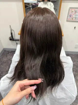 カラー N-plants 一葉のヘアスタイル