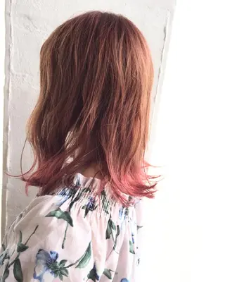 ミディアム カラー aW HAIRカンノ カナエのヘアスタイル