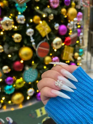 ネイル 【やり放題専門店】 スカルプ&長さ出しのネイルデザイン