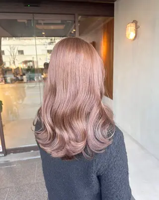 セミロング カラー 福崎 真奈のヘアスタイル