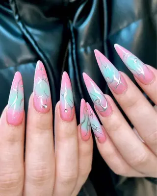 ネイル SoLuna 【ソルナ】のネイルデザイン