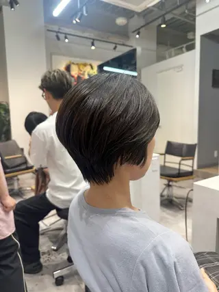 ショート ごとう さなのヘアスタイル