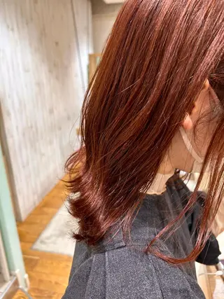 セミロング カラー 浅倉栞 /透明感カラーのヘアスタイル