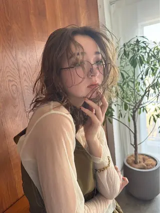 セミロング 新潟/万代/ベージュ ダブルカラー髙橋魁真のヘアスタイル