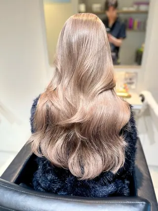 ロング カラー Sugar【シュガー】所属・ブリーチなしWカラー /レイヤーカット大阪のヘアスタイル