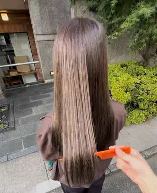 ロング カラー ainico.所属・明治神宮前 NANAMIのヘアスタイル