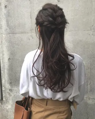 ロング カラー ヘアアレンジ 岩田菜央 《武蔵小杉》のヘアスタイル