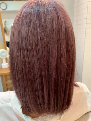 カラー ぱつボブ/ ショート/YUKIのヘアスタイル