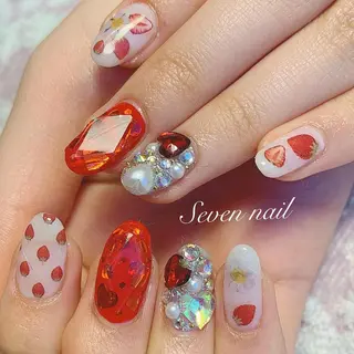 ネイル 名倉 なな子のネイルデザイン