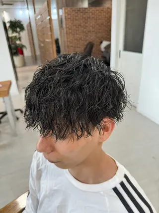 パーマ メンズ Salon de Qualia(サロンドクオリア)所属・杉下　涼/ハイトーン /髪質改善/パーマのヘアスタイル