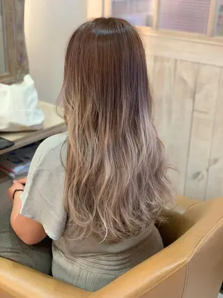 ロング カラー 森 早希絵のヘアスタイル