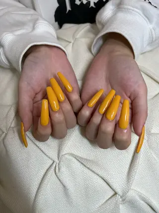 ネイル nail.salon .Reversalのネイルデザイン