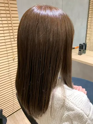 セミロング カラー エンドウ ミノリ🤎 /半個室/レイヤーのヘアスタイル