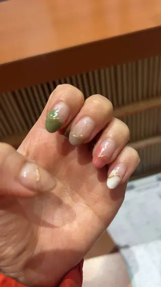 ネイル Luminous ⭐︎のネイルデザイン