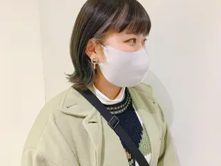 ショート カラー タカハシ ハヤトのヘアスタイル