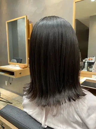 ミディアム inity　杉本 美羽のヘアスタイル