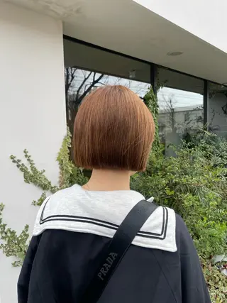 ショート ROZA germe所属・SHIO / ハイトーンカラーのヘアスタイル