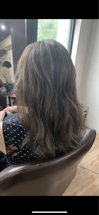 ミディアム Orque deux 伊藤丈晴のヘアスタイル