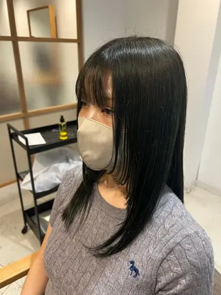 セミロング カラー 透明感韓国風🦋 寒色カラー🦋レイナのヘアスタイル