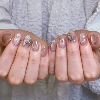 ネイル yu ri 🌹のネイルデザイン