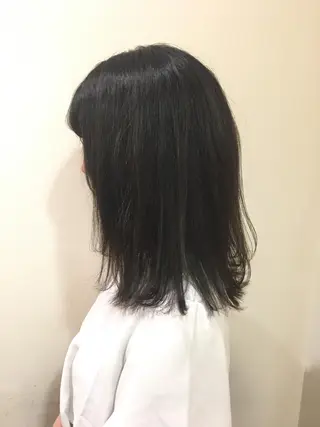 ミディアム 丸山 亜加理のヘアスタイル