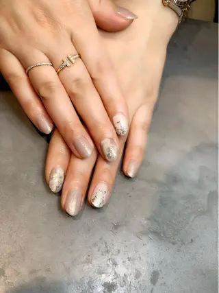 ネイル アトリエ・マリス所属・福与 美幸のネイルデザイン