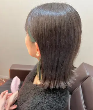 ミディアム カラー 目を惹く艶髪/髪質 改善カラー🤎ぐっちのヘアスタイル