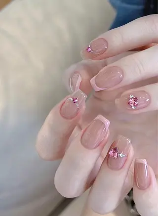ネイル 💅E•U•B NAIL🌹所属・横浜市中区曙町 ネイルE·U·Bのネイルデザイン