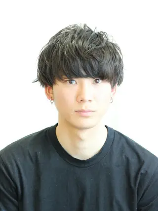 ショート メンズ ショートヘア💫 ハイトーン西田拓馬のヘアスタイル