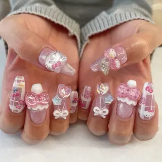 ネイル 💎🐰 saki. m 🐰💎のネイルデザイン