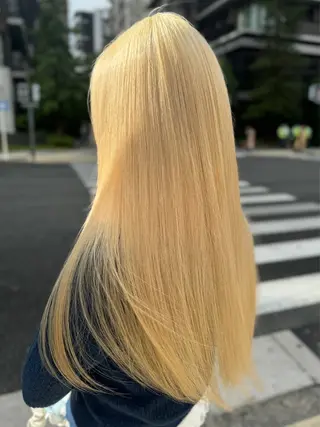 ロング chloe 【クロエ】のヘアスタイル