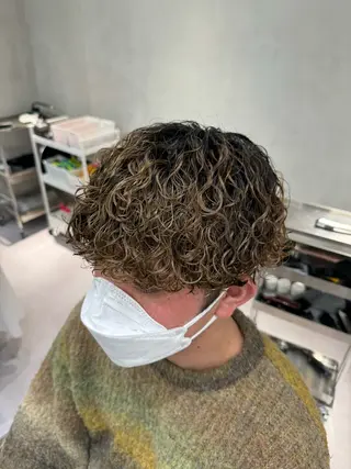 ショート パーマ メンズ 波巻きスパイラルパー マ/シャドウパーマ駿のヘアスタイル