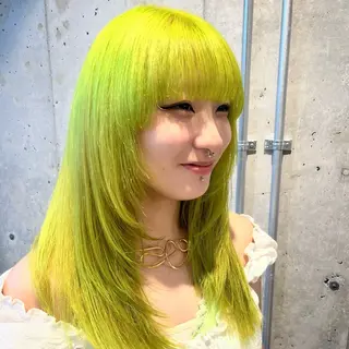 セミロング カラー 垢抜けレイヤー 🐝Magico牧原のヘアスタイル