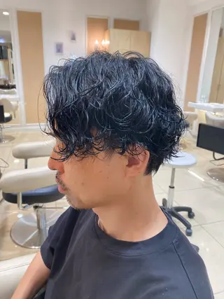 ショート パーマ メンズ メンズ特化型美容師 栗山勇人のヘアスタイル