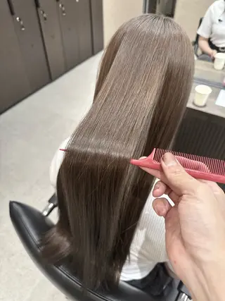 ロング カラー La fith hair arts 吉祥寺店所属・ブリーチなしカラー✨ 髪質改善✨ワタベユウのヘアスタイル