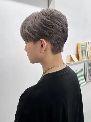 カラー ヘアアレンジ メンズ 🤍透明感カラー🤍 韓国ヘア🇰🇷のヘアスタイル