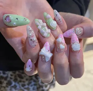 ネイル ˚✧⁺⭐︎༚moca miyuu⁎⁺˳✧༚のネイルデザイン