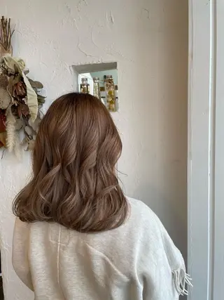 ミディアム 🌸小掛🌸 豊橋外国人風カラーのヘアスタイル