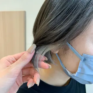 ショート カラー 店長ハイトーンカラー 柞山史奈のヘアスタイル