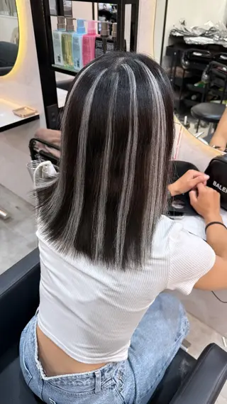 ミディアム ✨ハイトーン/シール エクステ✨♠優羽のヘアスタイル