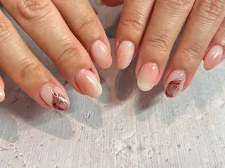 ネイル Revia所属・Revia おおだちあやなのネイルデザイン